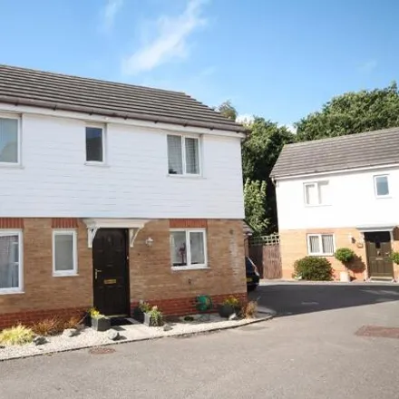 Rent this 3 bed house on 7 Lavender Court in Whiteley, PO15 7NW
