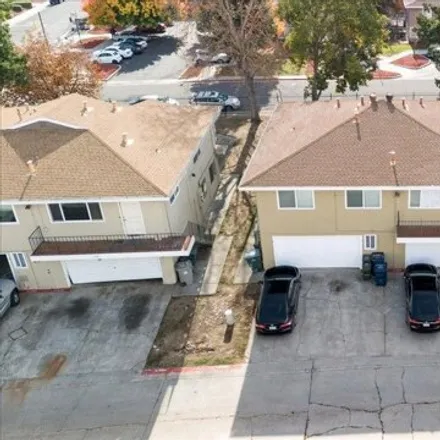 Buy this 2 bed condo on La Pera Ct G Parkway Alley in Sacramento, CA 95823