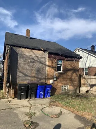 Image 3 - 11650 Sanford Street, Detroit, MI 48205, USA - House for sale