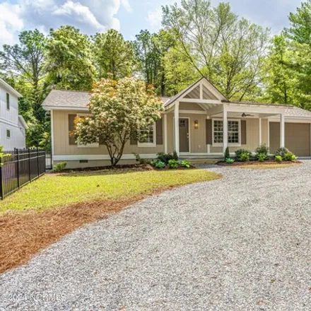 Buy this 3 bed house on 749 North Ashe Street in Southern Pines, NC 28387