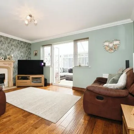 Image 2 - Wycombe Grange, Mansfield Woodhouse, NG19 0RJ, United Kingdom - House for sale