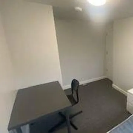 Image 2 - 24 Walsall Street, Coventry, CV4 8EZ, United Kingdom - Room for rent