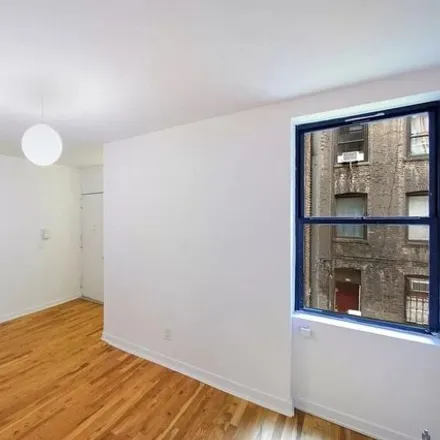 Image 3 - 240 West 15th Street, New York, NY 10011, USA - Apartment for rent