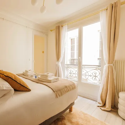Image 7 - 15 Rue Danielle Casanova, 75001 Paris, France - Apartment for rent