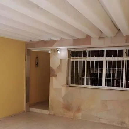 Buy this 3 bed house on Rua Cosme de Farias in Taboão, São Bernardo do Campo - SP