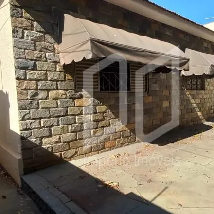 Buy this 2 bed house on Rua Amábile Fattori in Vila Melhado, Araraquara - SP