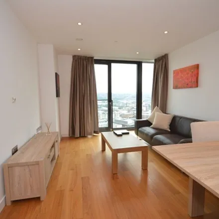 Image 5 - Saint Paul's Tower, 7 Arundel Gate, The Heart of the City, Sheffield, S1 2LJ, United Kingdom - Apartment for rent