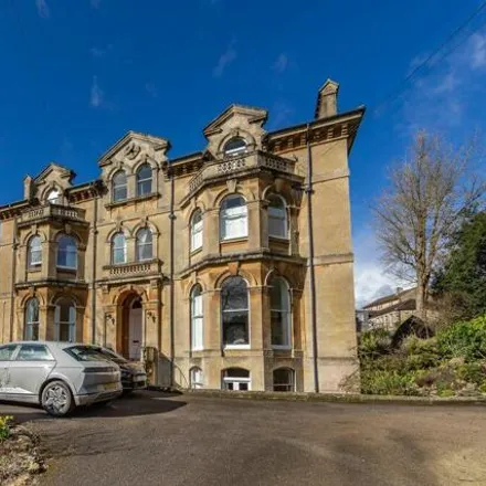 Rent this 2 bed room on Weston Park West in Bath, BA1 4AR