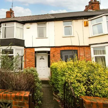 Buy this 3 bed townhouse on Carr House Road in Doncaster, DN4 5DU