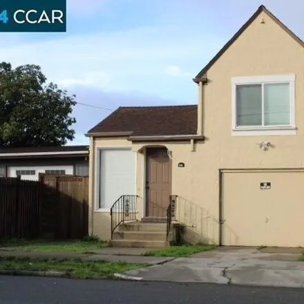 Rent this 1 bed townhouse on 693 18th Street in Richmond, CA 94801