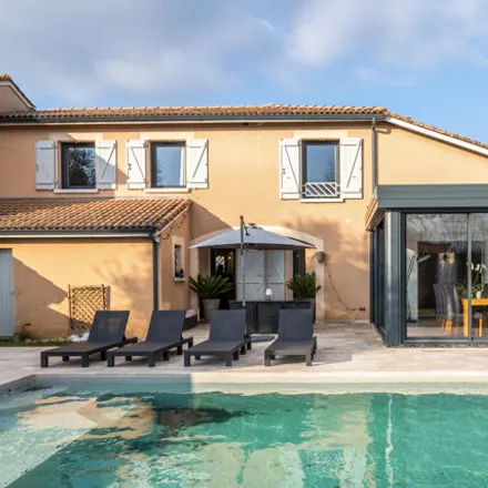 Buy this 4 bed house on 1 Avenue d'Aquitaine in 82400 Golfech, France