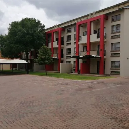 Image 6 - Garage, South Street, Hatfield, Pretoria, 0083, South Africa - Apartment for rent