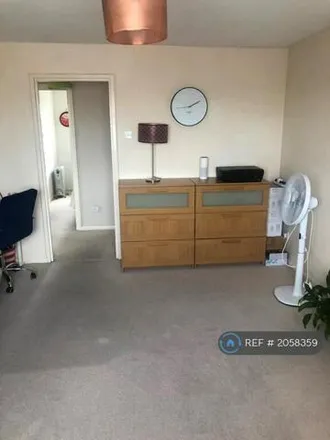Image 6 - unnamed road, Slough, SL1 6PD, United Kingdom - Apartment for rent