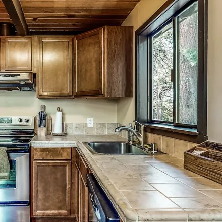 Image 3 - Idyllwild-Pine Cove, CA - House for rent