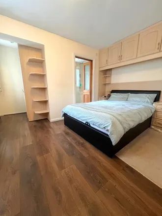 Rent this 1 bed room on Silver Birch Close in London, UB10 8AP