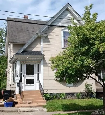 Buy this 5 bed house on 801 Highland Street in City of Syracuse, NY 13203