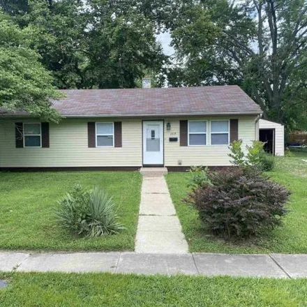 Buy this 3 bed house on unnamed road in Centralia, IL 62801