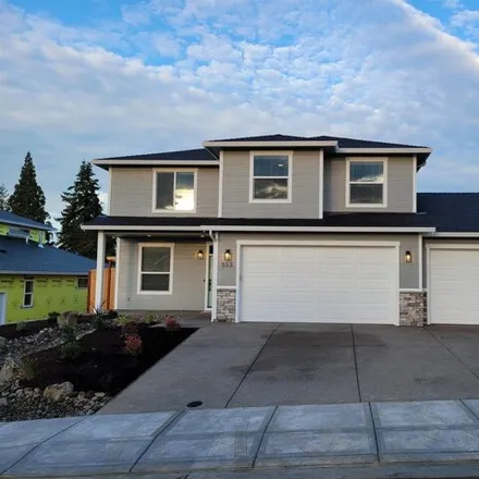 Buy this 4 bed house on Nw Crater Lake Dr Lot 120 in Dallas, Oregon