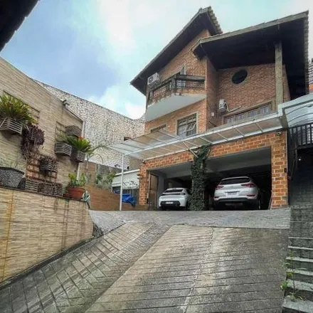 Image 2 - Rua Damasco, Jardim Rebelato, Cotia - SP, 06709-300, Brazil - House for sale