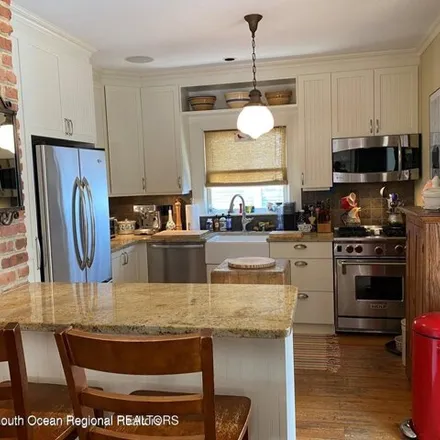 Image 7 - 162 Lawrence Avenue, Ocean Grove, Neptune Township, NJ 07756, USA - House for rent