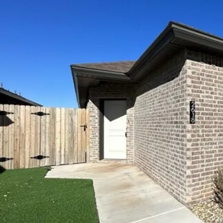 Rent this 3 bed house on 135th Street in Lubbock, TX 79423