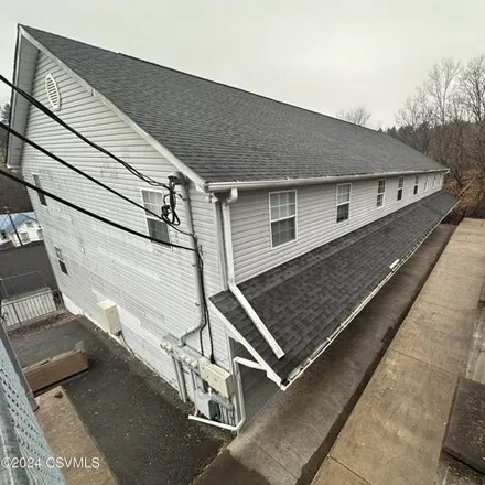 Image 5 - 2 Knapp Avenue, Bloomsburg, PA 17815, USA - House for sale
