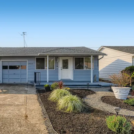 Buy this 2 bed house on 1453 Umpqua Road in Woodburn, OR 97071