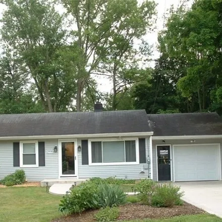 Buy this 3 bed house on 1994 Marhofer Avenue in Stow, OH 44224