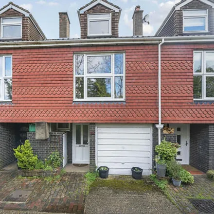 Buy this 4 bed townhouse on Sturges Field in Perry Street, London
