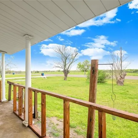 Image 6 - 498 East Stroud Street, Frost, Navarro County, TX 76641, USA - House for sale
