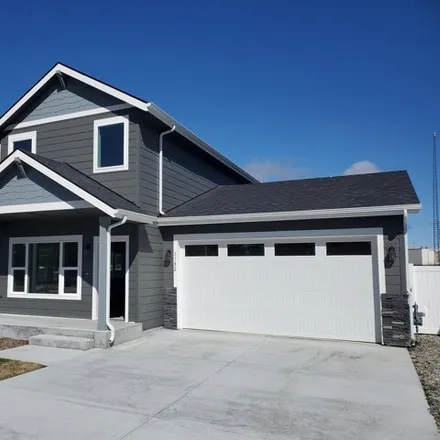 Buy this 3 bed house on Jersey Street in Sandpoint, ID 83852