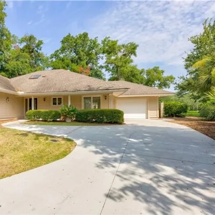 Buy this 3 bed house on Niblick Court in Palmetto Dunes, Hilton Head Island