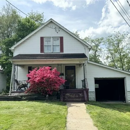 Buy this 2 bed house on 3609 Collins Way in Marland Heights, Weirton