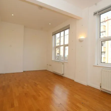 Rent this 1 bed apartment on 517 Commercial Road in Ratcliffe, London