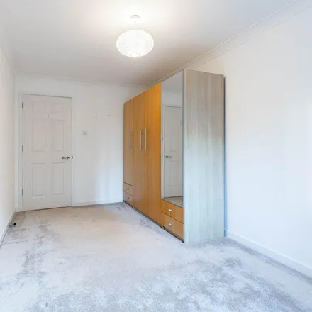 Image 7 - Bellmaker Court, 136 St Paul's Way, Bromley-by-Bow, London, E3 4AD, United Kingdom - Apartment for rent