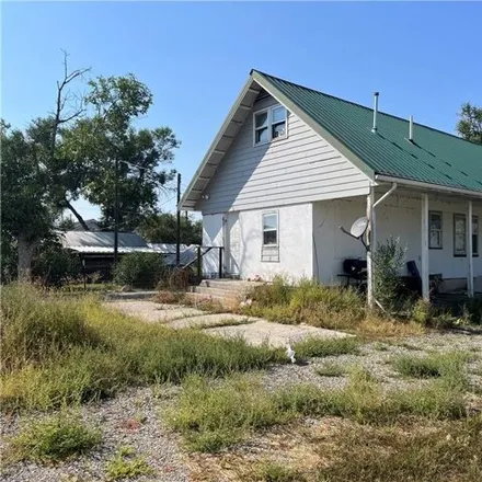 Image 3 - 298 7th Street East, Hardin, MT 59034, USA - House for sale