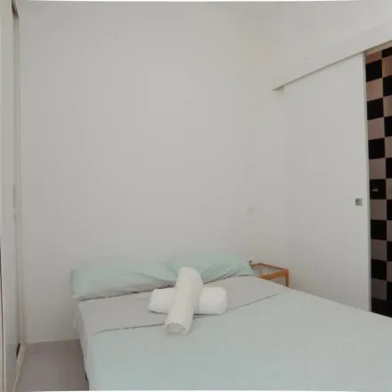 Image 6 - Madrid, Centro Europeo de Estudios Profesionales, Paseo de Extremadura, 28011 Madrid - Apartment for rent