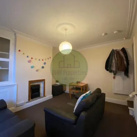 Image 5 - Pennington Terrace, Leeds, LS6 2JJ, United Kingdom - Apartment for rent