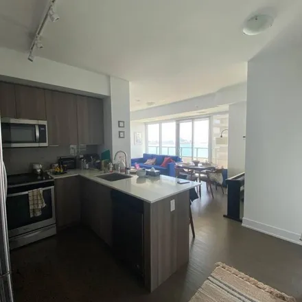 Image 8 - Eau du Soleil, 2183 Lake Shore Boulevard West, Toronto, ON M8V 1A2, Canada - Apartment for rent