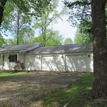 Buy this 3 bed house on 511 Saint Johns Avenue in St. James, MO 65559