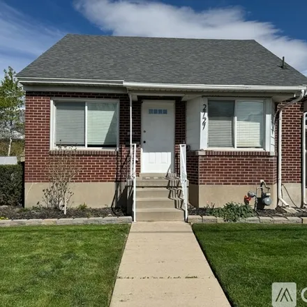 Rent this 3 bed house on 2727 South Blair Street