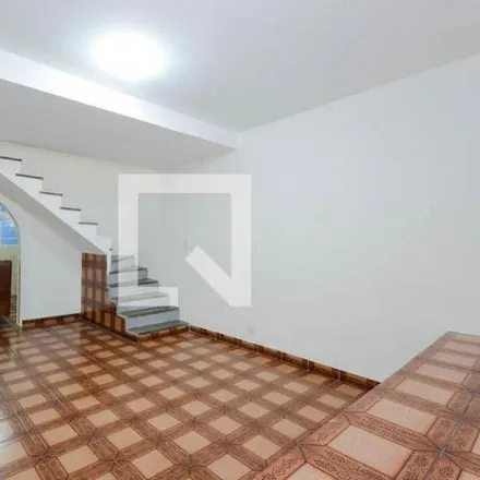 Rent this 2 bed house on Avenida Presidente Humberto de Alencar Castelo Branco 1180 in Vila Augusta, Guarulhos - SP