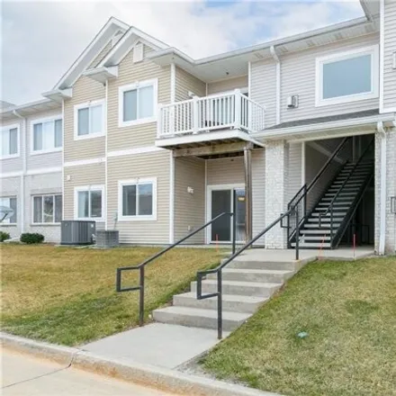 Buy this 3 bed condo on Westown Parkway in West Des Moines, IA 50266