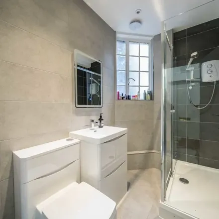 Image 1 - Chesil Court, Chelsea Manor Street, London, SW3 5QJ, United Kingdom - Apartment for rent