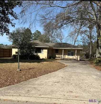 Rent this 3 bed house on 665 Leeward Drive in College Hills, Baton Rouge