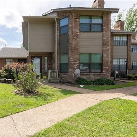 Rent this 3 bed condo on 2501 Brothers Boulevard in College Station, TX 77845