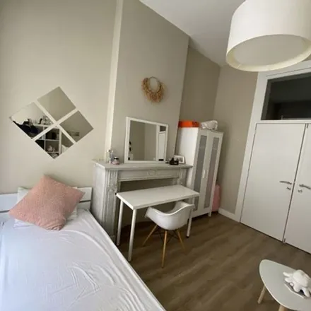 Image 7 - Rue de la Consolation - Trooststraat 88, 1030 Schaerbeek - Schaarbeek, Belgium - Apartment for rent