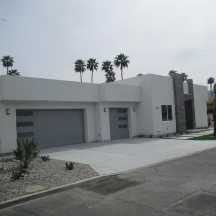 Image 2 - 48764 Eisenhower Drive, La Quinta, CA 92253, USA - House for sale