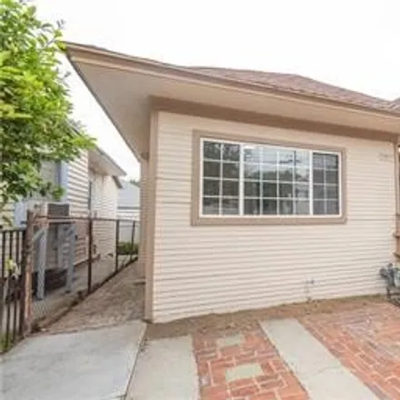 Image 3 - 1317 Warren St, Los Angeles, California, 90033 - House for sale