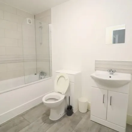 Image 7 - Brook Hill Close, London, SE18 6TX, United Kingdom - Apartment for rent